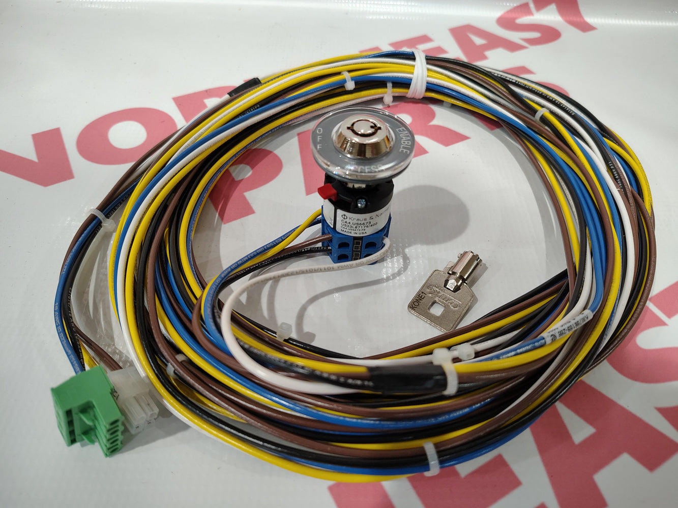 Key Switch KM818835G01 - Northeast Parts