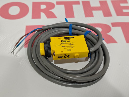 Banner Engineering SMA31E Photoelectric Sensor - Northeast Parts
